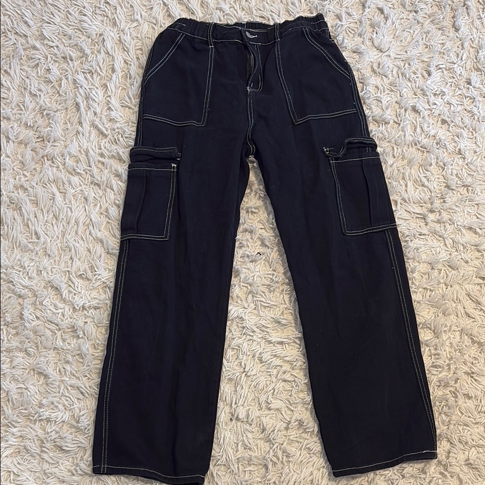 Black Cargo Pants with Elastic Waistband and Relaxed Fit